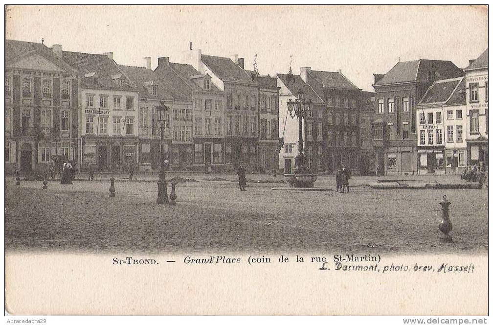 St-Trond. Grand'Place (coin de la rue St-Martin)