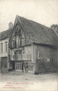 YPRES, -La Maison de bois (XVe siècle)