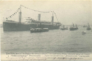 Flottille escortant le « Bruxellesville »-Vloot van steamers den « Bruxellesville » omringende