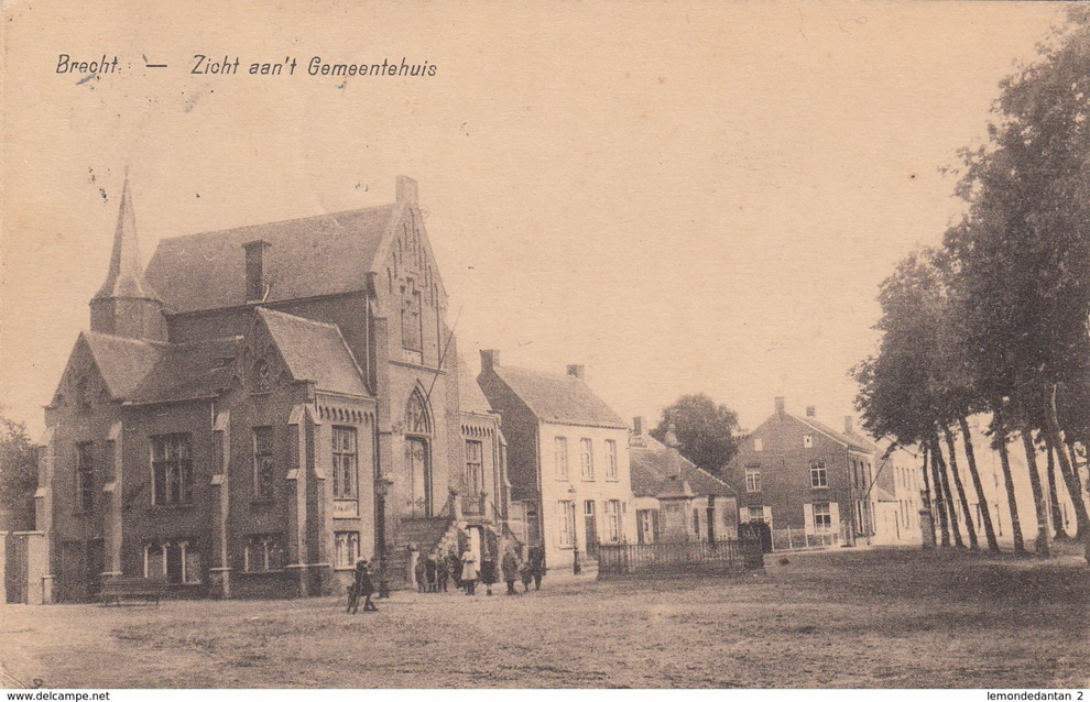 Brecht. Zicht aan 't Gemeentehuis
