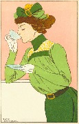 Femme buvant une tasse
