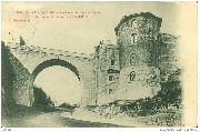 Le pont de la Médiane I, et les restes du Château féodal des Comtes de Namur à la Citadelle I