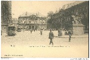 Metz. Paradeplatz mit Rathaus. Place d'Armes et l'Hôtel de ville