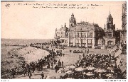Ostende. Le Kursaal, la Digue et la Plage, vue prise de l'Hôtel Continental - View of the Parade and the Beach from Continental Hotel