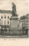 Liège. Statue d'André Dumont