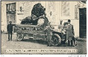 Bruxelles. L'automobile du Lion Noir à l'Exposition de Bruxelles en 1910