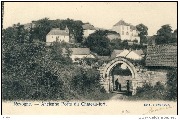 Revogne. Ancienne Porte du Château-fort