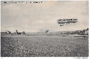 Mondorf-les-Bains. Semaine d'aviation 1910. (L'appareil de De Caters en vol)