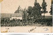 Berzée Le château