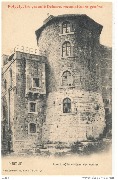 Une tour du château des Comtes