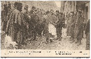 1914-En Belgique, à Furnes. Spahi racontant ses exploits - In Belgium, at Furnes. Spahi relating his exploits