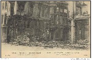 1914... Anvers. Maisons brulées près de la place Verte Antwerp. Burned up houses..