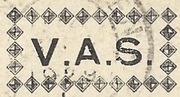 lettres majuscules V.A.S. encadré par un rectangle déco