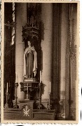 Eglise St Boniface Ixelles La statue de Ste Thérèse de l Enfant Jésus