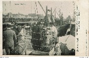 Anvers-Port Le Cuirassé allemand de 1re classe "Kaiser Karl der Grosse" Canons revolver