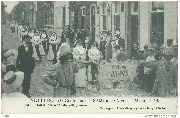 7eme Centenaire de Ste Marie de Nivelles,23 Juin 1913. Cartel porté par 2 Seigneurs