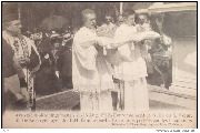 Averbode. Kroningsfeesten Aug. 1910. De Kroon gedragen der H.H. Kanuniken- Les Couronnes portées par les Chanoines