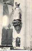Nivelles. Statue Sainte-Gertrude à la Collégiale