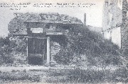 Ruines de Nieuport 1914-1918. Abris avec enseigne Villa Marie dans la rue de l'Église