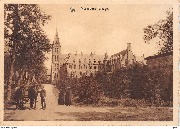 Maredsous. Abbaye (attelage chevaux,moines)