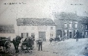 Folx-Les-Caves. La Place (en 1909)