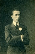 Liège. Chanteur de genre Donat Wagenen du cabaret wallon (A MR. VALLEZ ca 1918)